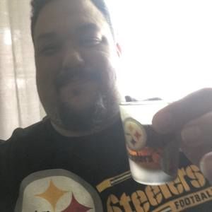 Meet your Posher, Larry